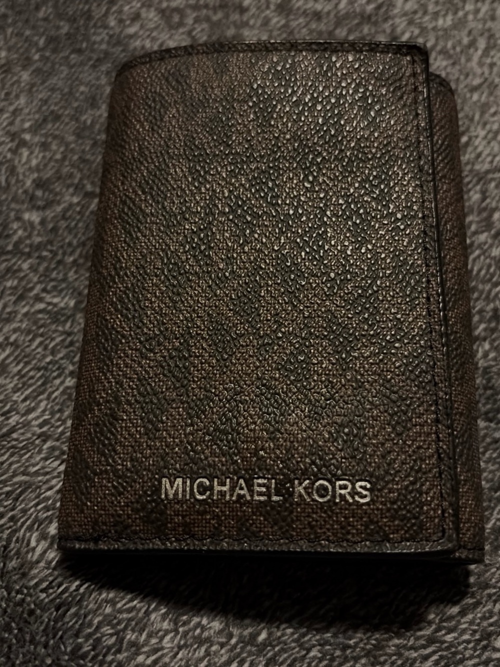 Michael Kors Men's Textured Dark Brown Leather Card & Key Holder
